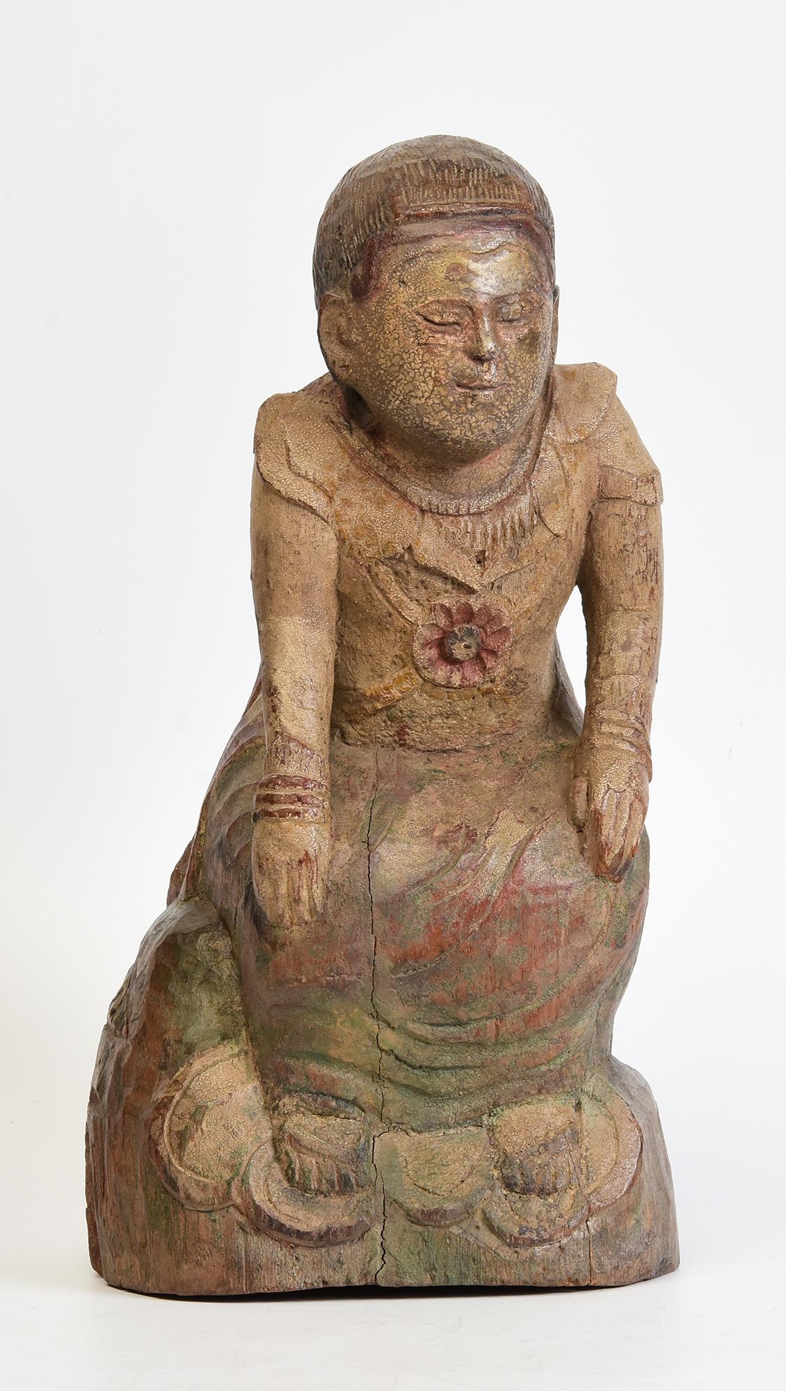 19th Century, Mandalay, Antique Burmese Wooden Seated Figure For Sale 8