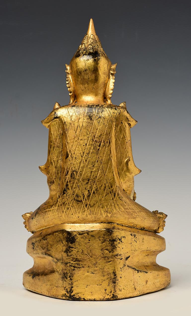 19th Century, Mandalay, Antique Burmese Wooden Seated King Crowned Buddha 5