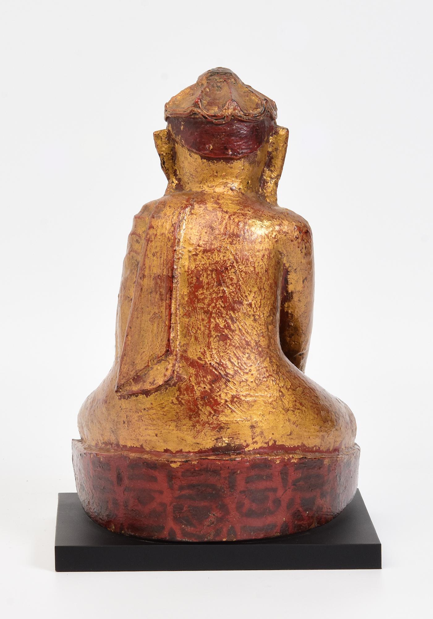 Siglo XIX, Mandalay, Antiguo Buda del Loto sentado de madera birmana en venta 3