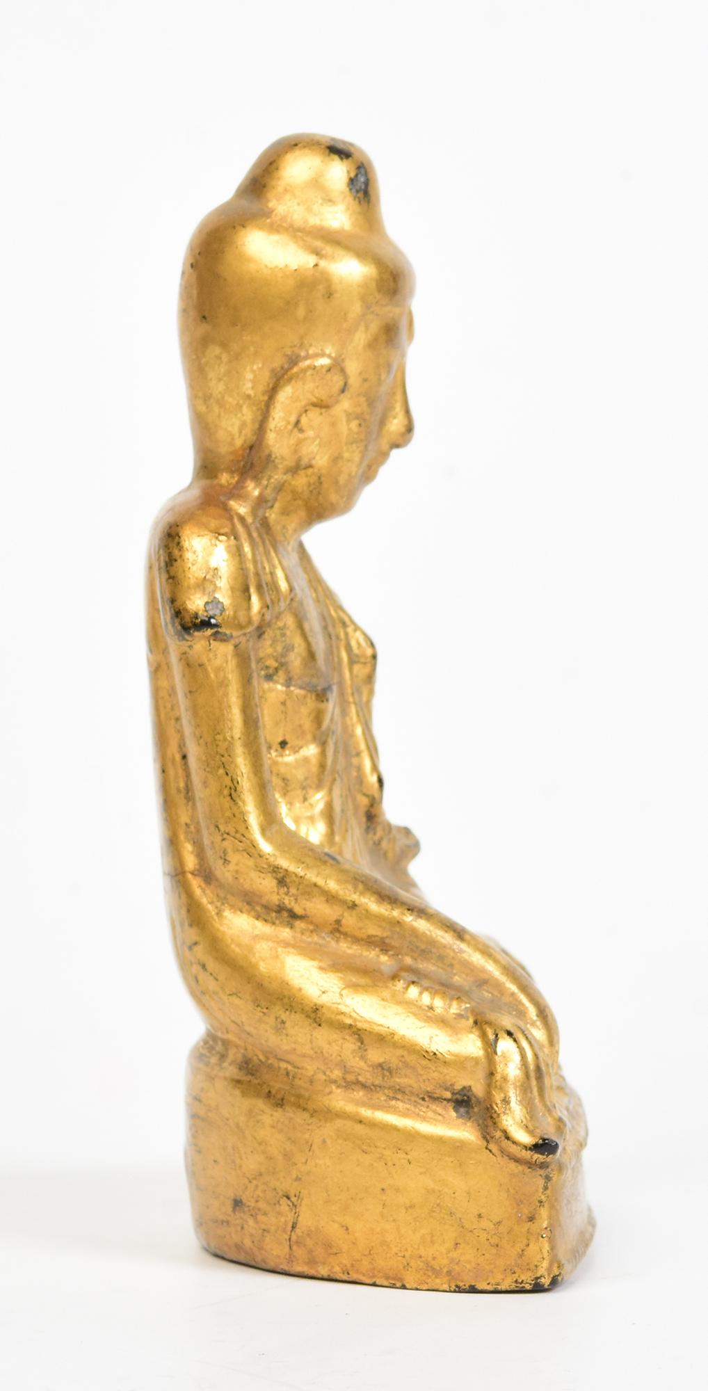 19th Century, Mandalay, Antique Burmese Wooden Seated Lotus Buddha For Sale 7