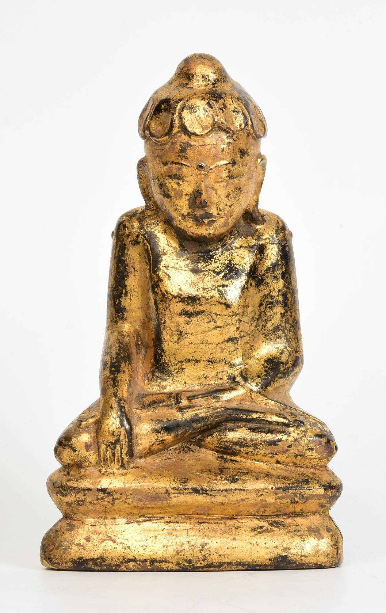 Mandalay, antiker burmesischer sitzender Lotus-Buddha aus Holz, 19. Jahrhundert im Angebot 7