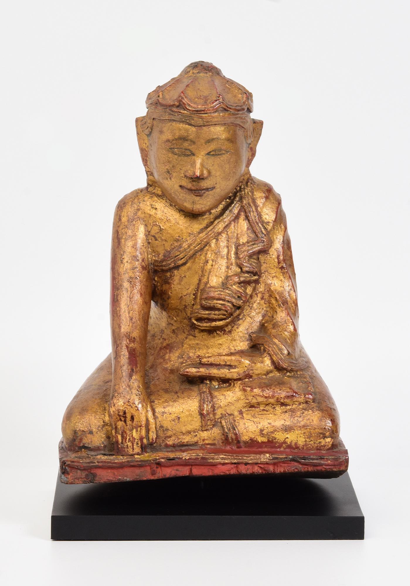 Siglo XIX, Mandalay, Antiguo Buda del Loto sentado de madera birmana en venta 7