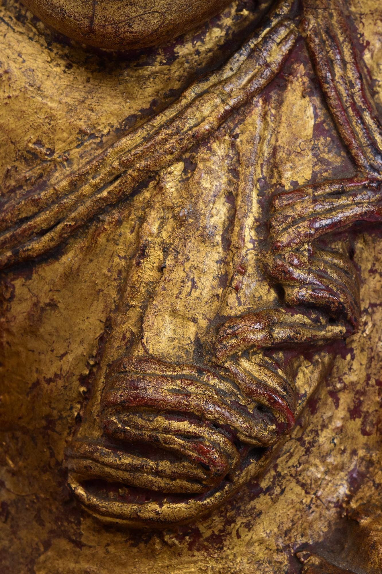 Siglo XIX, Mandalay, Antiguo Buda del Loto sentado de madera birmana Tallado a mano en venta