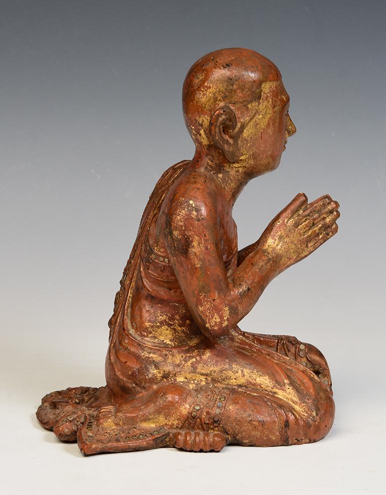 19th Century, Mandalay, Antique Burmese Wooden Seated Monk / Disciple For Sale 5