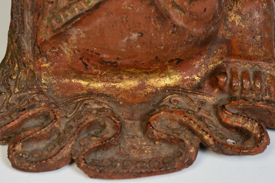 19th Century, Mandalay, Antique Burmese Wooden Seated Monk / Disciple For Sale 5