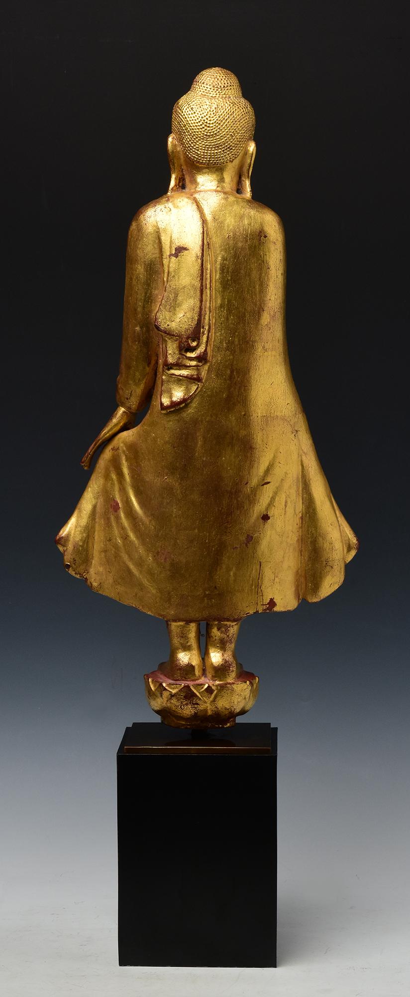 19th Century, Mandalay, Antique Burmese Wooden Standing Buddha For Sale 6