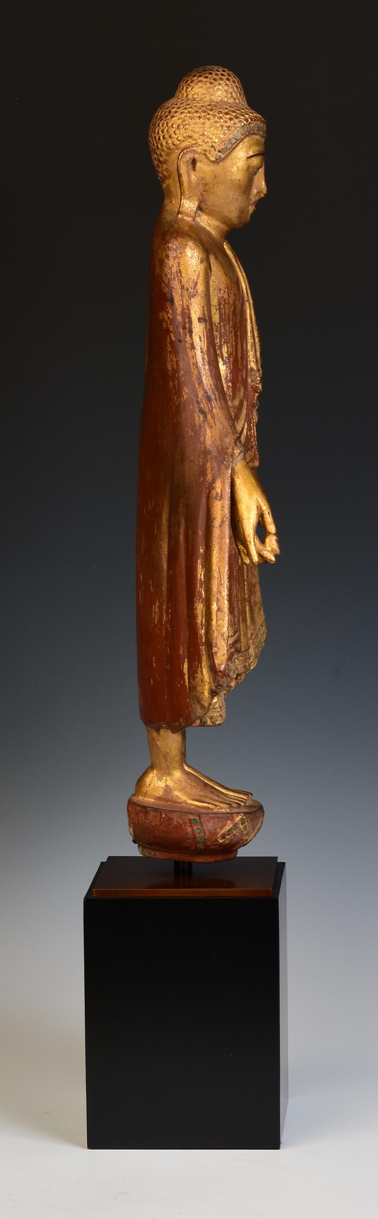 19th Century, Mandalay, Antique Burmese Wooden Standing Buddha For Sale 8