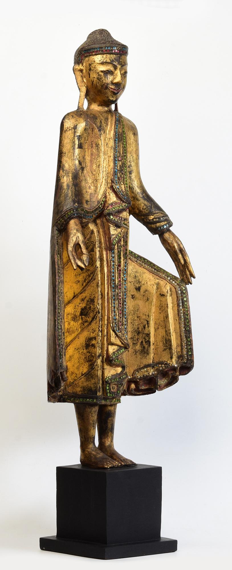 Mandalay, antiker burmesischer Buddha aus Holz, 19. Jahrhundert im Angebot 7