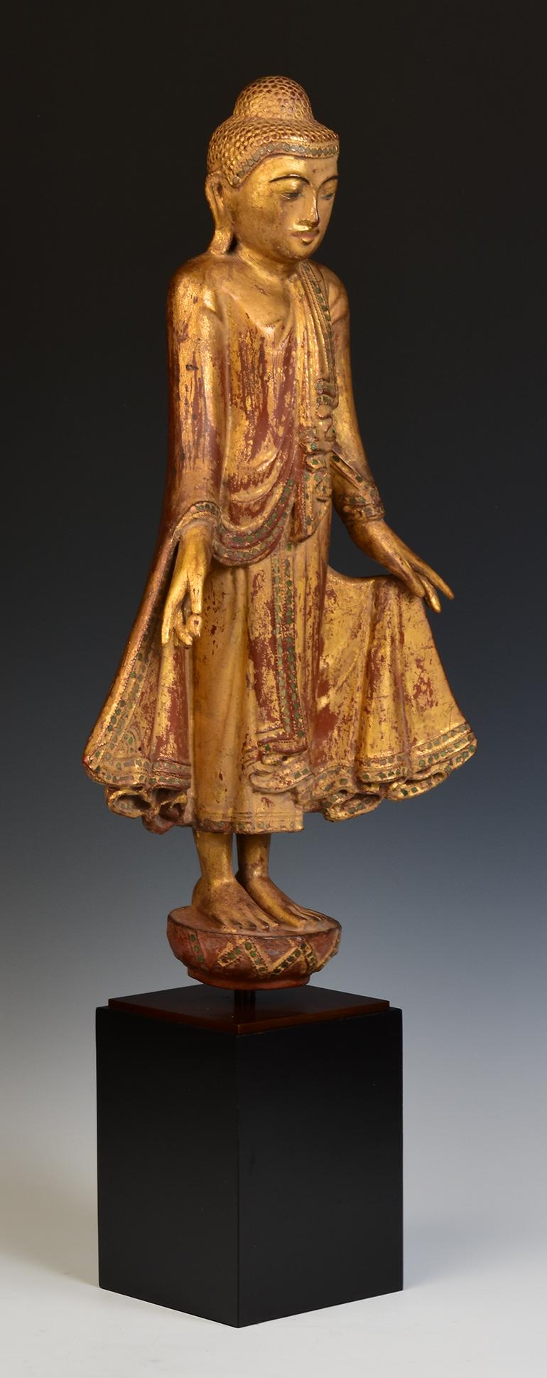 19th Century, Mandalay, Antique Burmese Wooden Standing Buddha For Sale 9