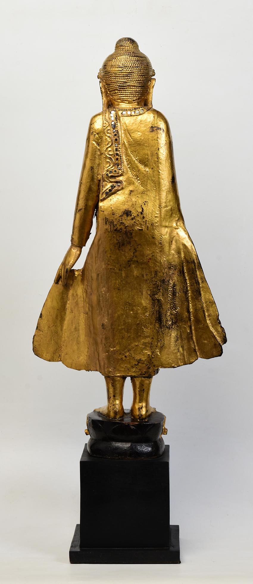19th Century, Mandalay, Antique Burmese Wooden Standing Buddha with Gilded Gold For Sale 6