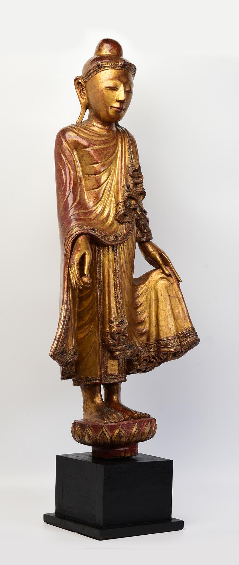 19th Century, Mandalay, Antique Burmese Wooden Standing Buddha with Gilded Gold For Sale 9