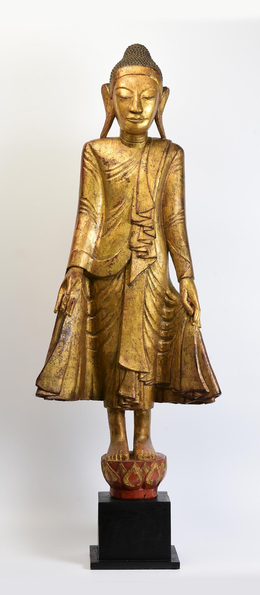 19th Century, Mandalay, Antique Burmese Wooden Standing Buddha with Gilded Gold For Sale 10