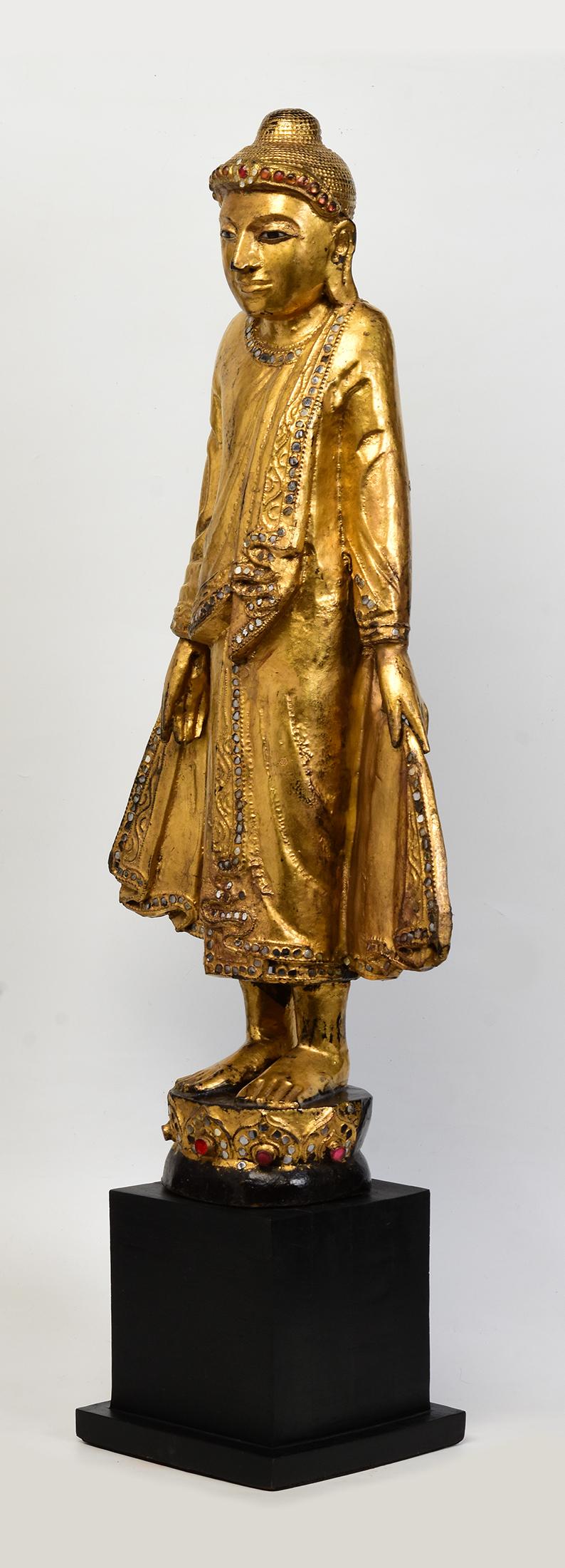 19th Century, Mandalay, Antique Burmese Wooden Standing Buddha with Gilded Gold For Sale 3