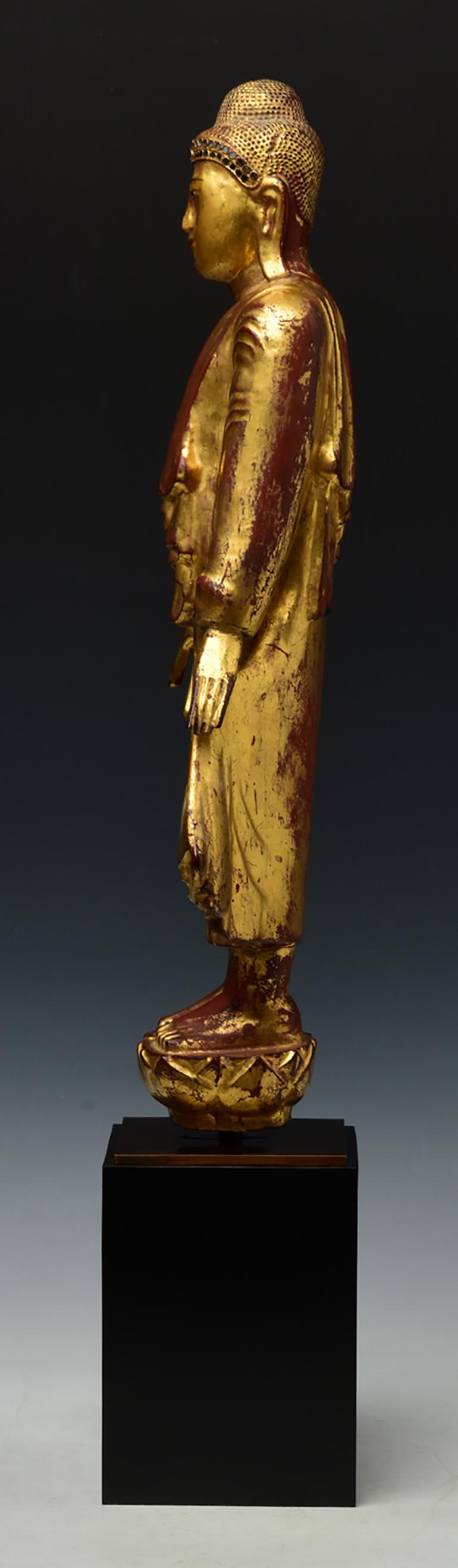 19th Century, Mandalay, Antique Burmese Wooden Standing Buddha with Stand For Sale 5