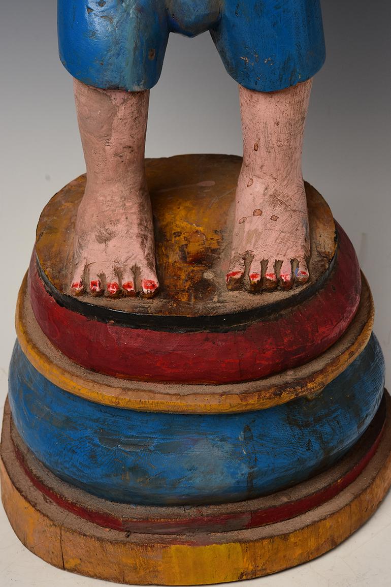 19th Century, Mandalay, Antique Burmese Wooden Standing Figure For Sale 2