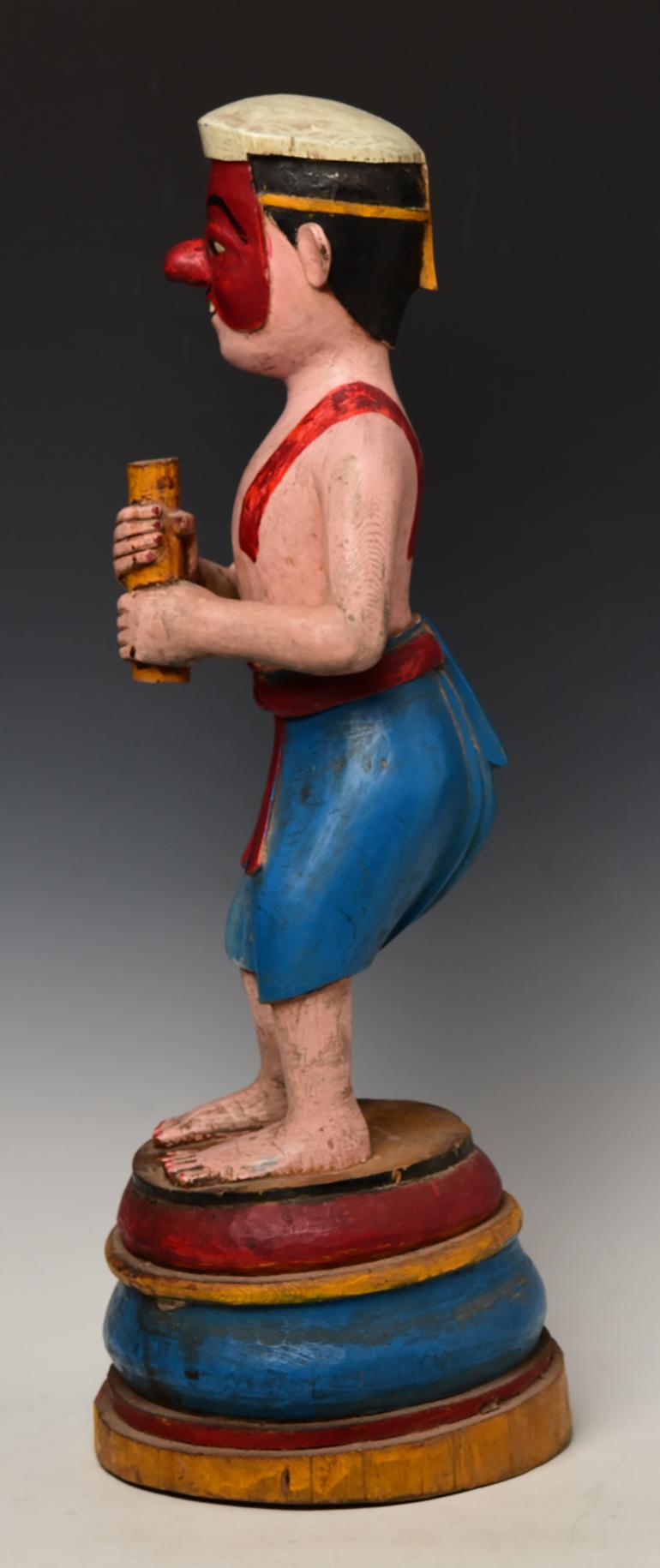 19th Century, Mandalay, Antique Burmese Wooden Standing Figure For Sale 4