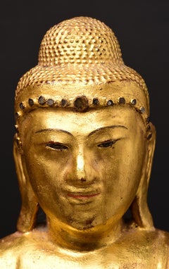 Mandalay, antiker burmesischer Buddha aus Holz, 19. Jahrhundert