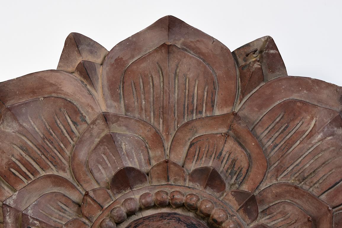 19th Century, Mandalay, Large Antique Burmese Wooden Flower Decoration For Sale 4
