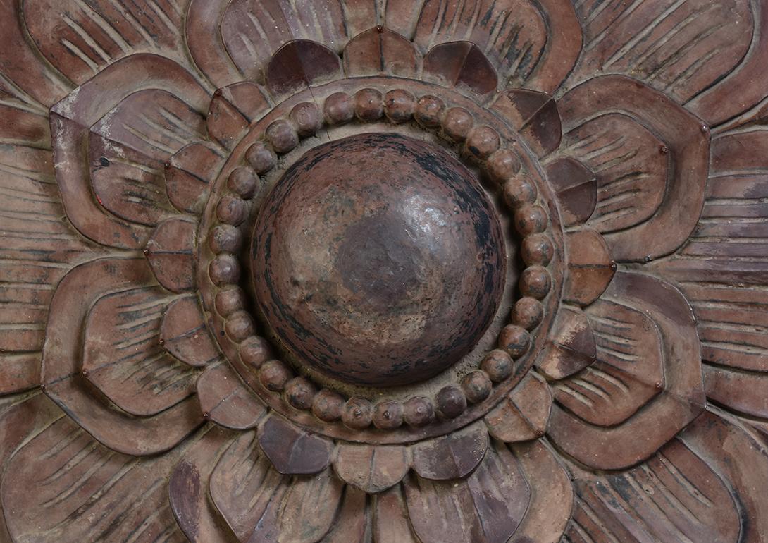 19th Century, Mandalay, Large Antique Burmese Wooden Flower Decoration For Sale 1