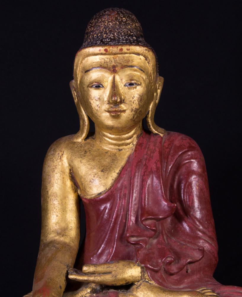 19th Century 19th century Mandalay style antique Burmese Buddha statue in Bhumisparsha Mudra For Sale