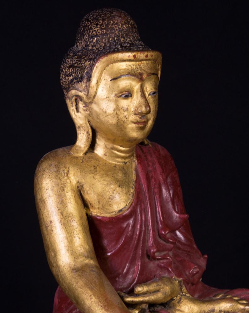 19th century Mandalay style antique Burmese Buddha statue in Bhumisparsha Mudra For Sale 1