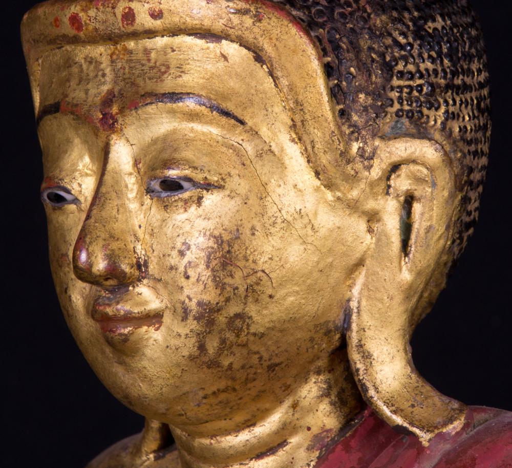 Antike burmesische Buddha-Statue im Mandalay-Stil des 19. Jahrhunderts in Bhumisparsha Mudra im Angebot 3