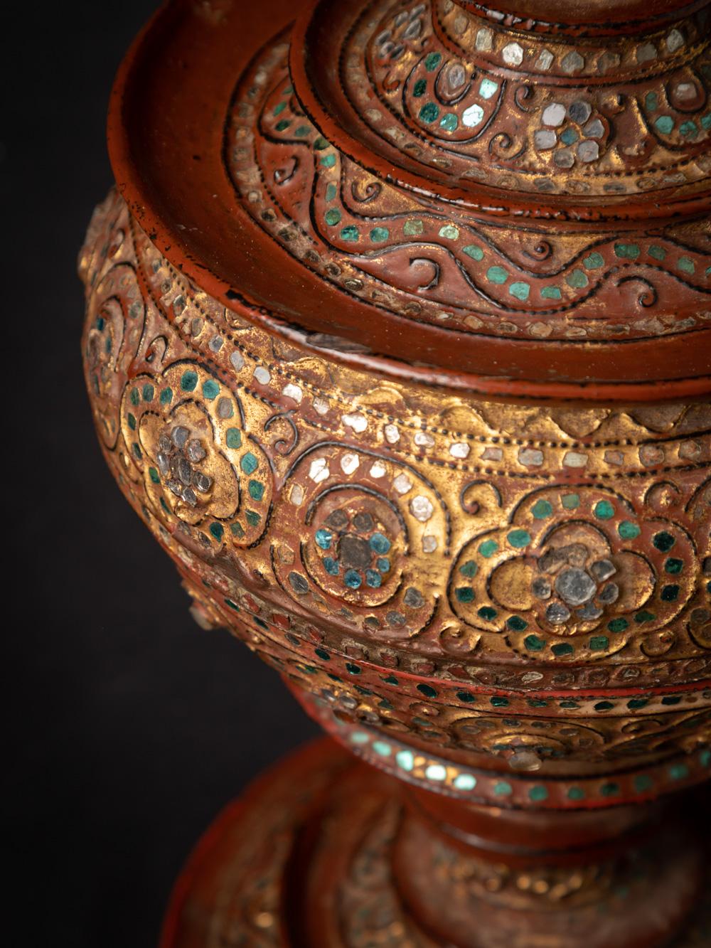 Antikes burmesisches Holzgefäß im Mandalay-Stil des 19. Jahrhunderts im Angebot 10