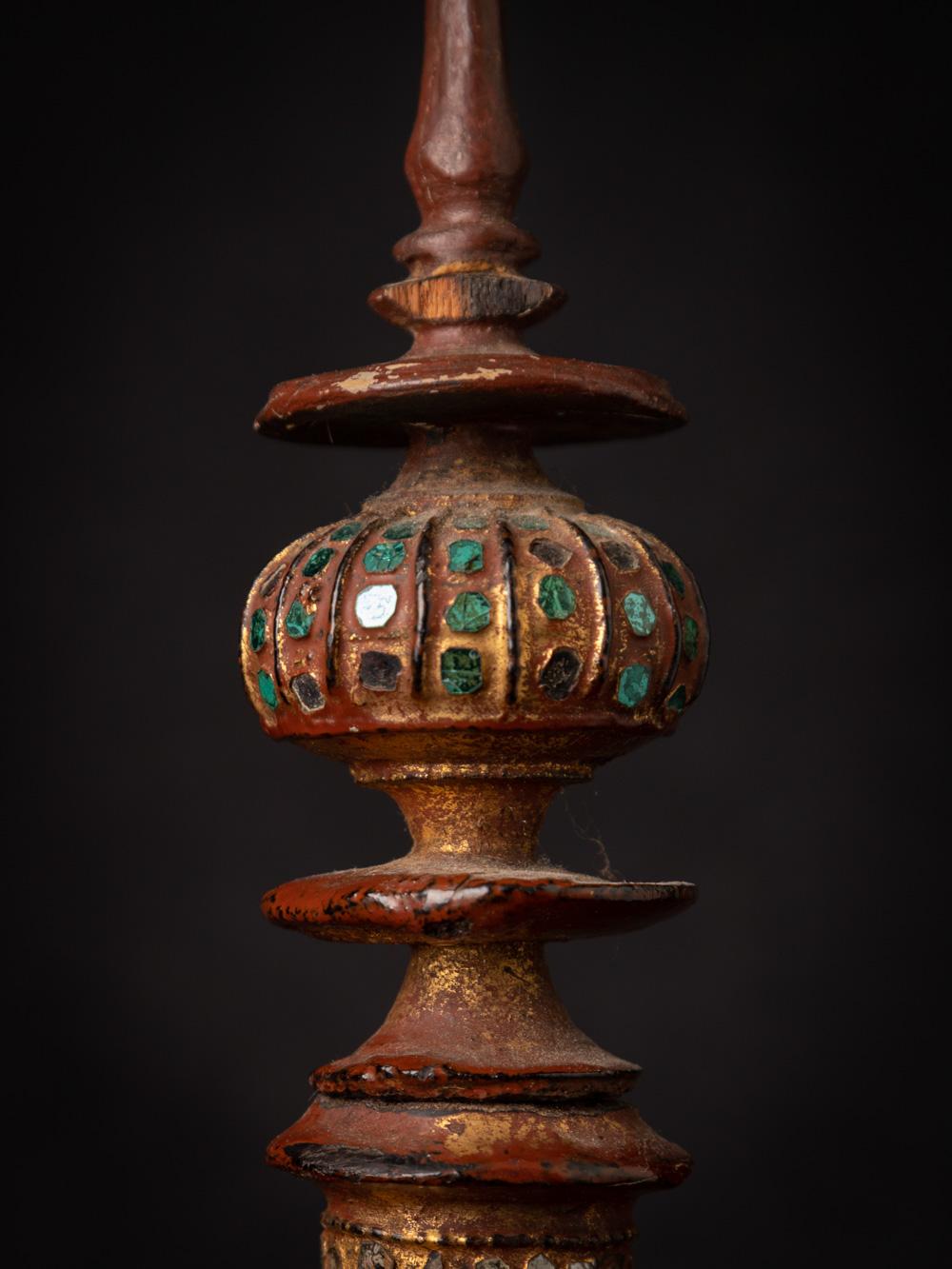 Antikes burmesisches Holzgefäß im Mandalay-Stil des 19. Jahrhunderts im Angebot 4