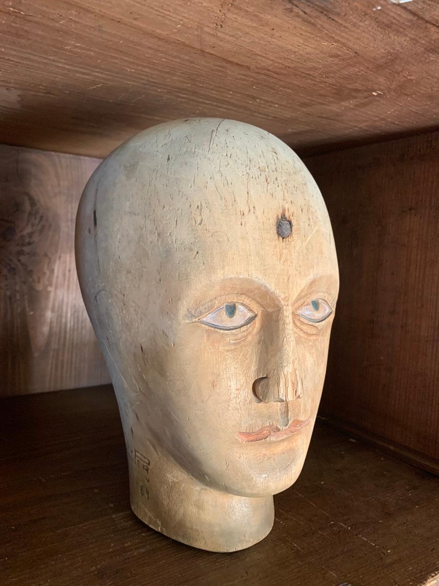 19th Century Mannekin Head In Good Condition For Sale In Vosselaar, BE