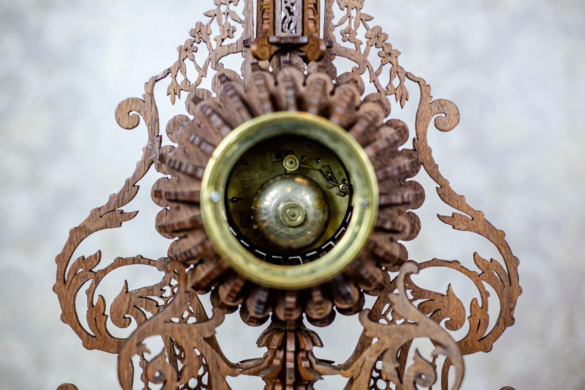Horloge de cheminée en bois exotique ouvragé de la fin du 19e siècle en vente 9