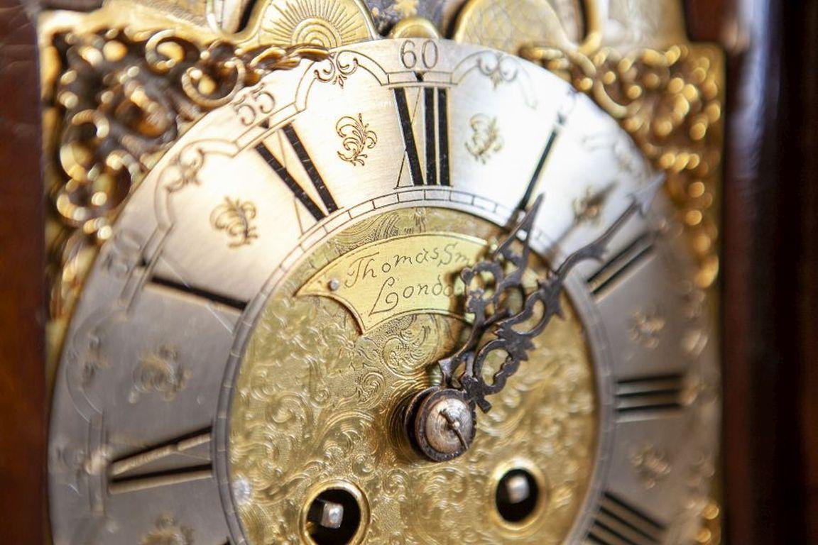 19th-Century Mantel Clock Thomas Smith London with Decorative Metal Fittings 1