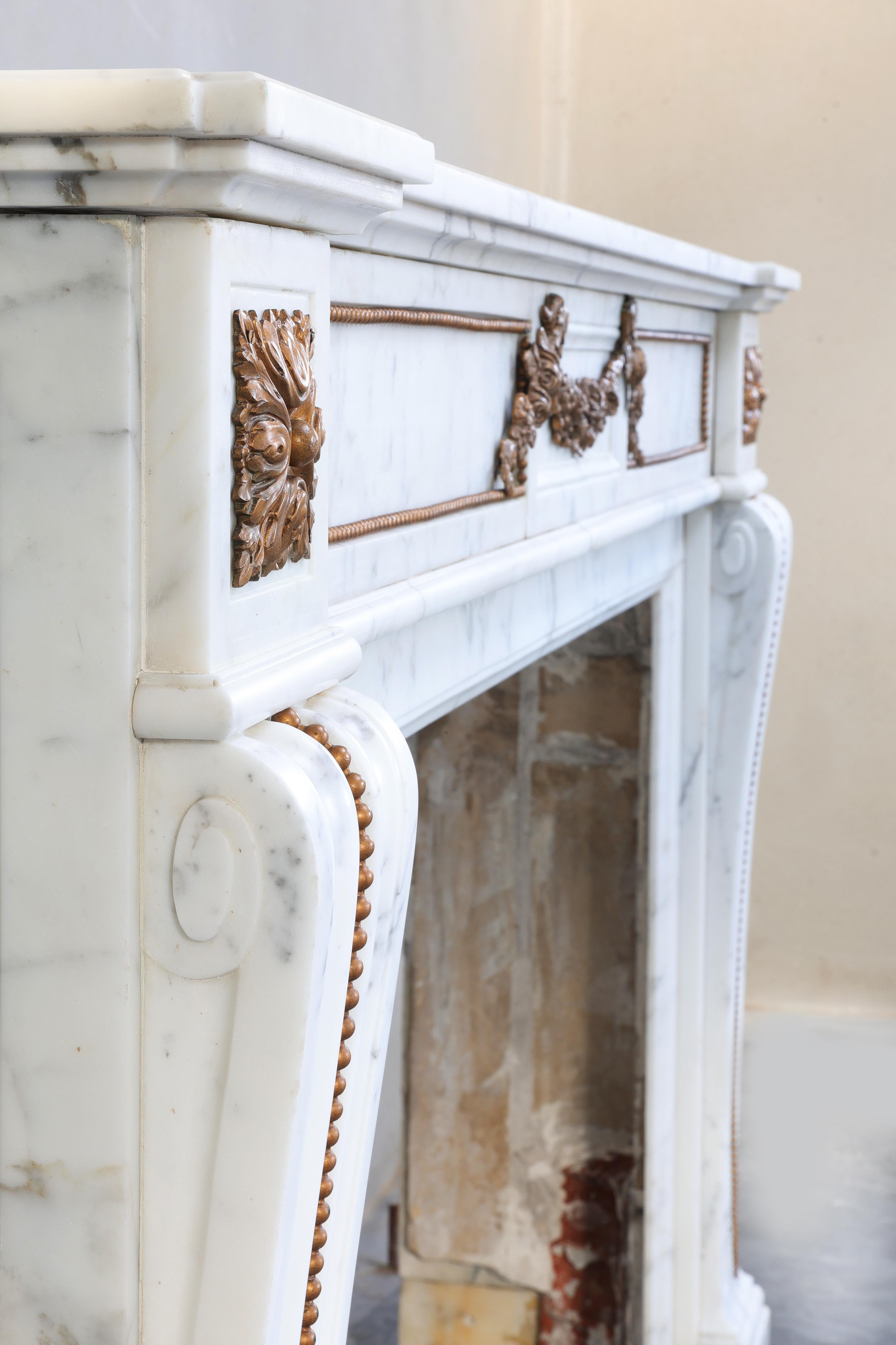 19th Century Mantel in Style of Louis XVI For Sale 9