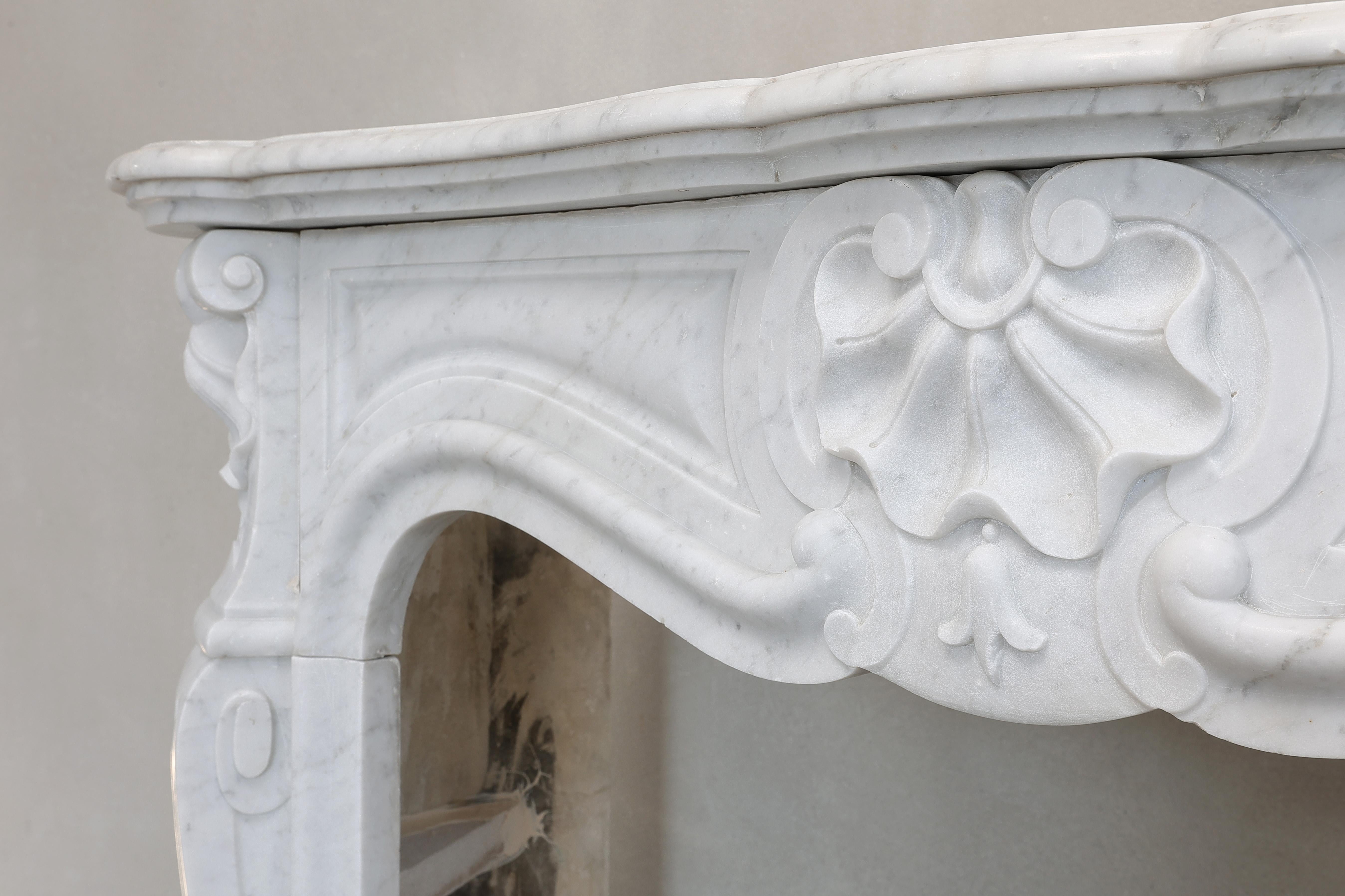 19th Century Mantel Piece in Style of Louis XV of Carrara Marble 2
