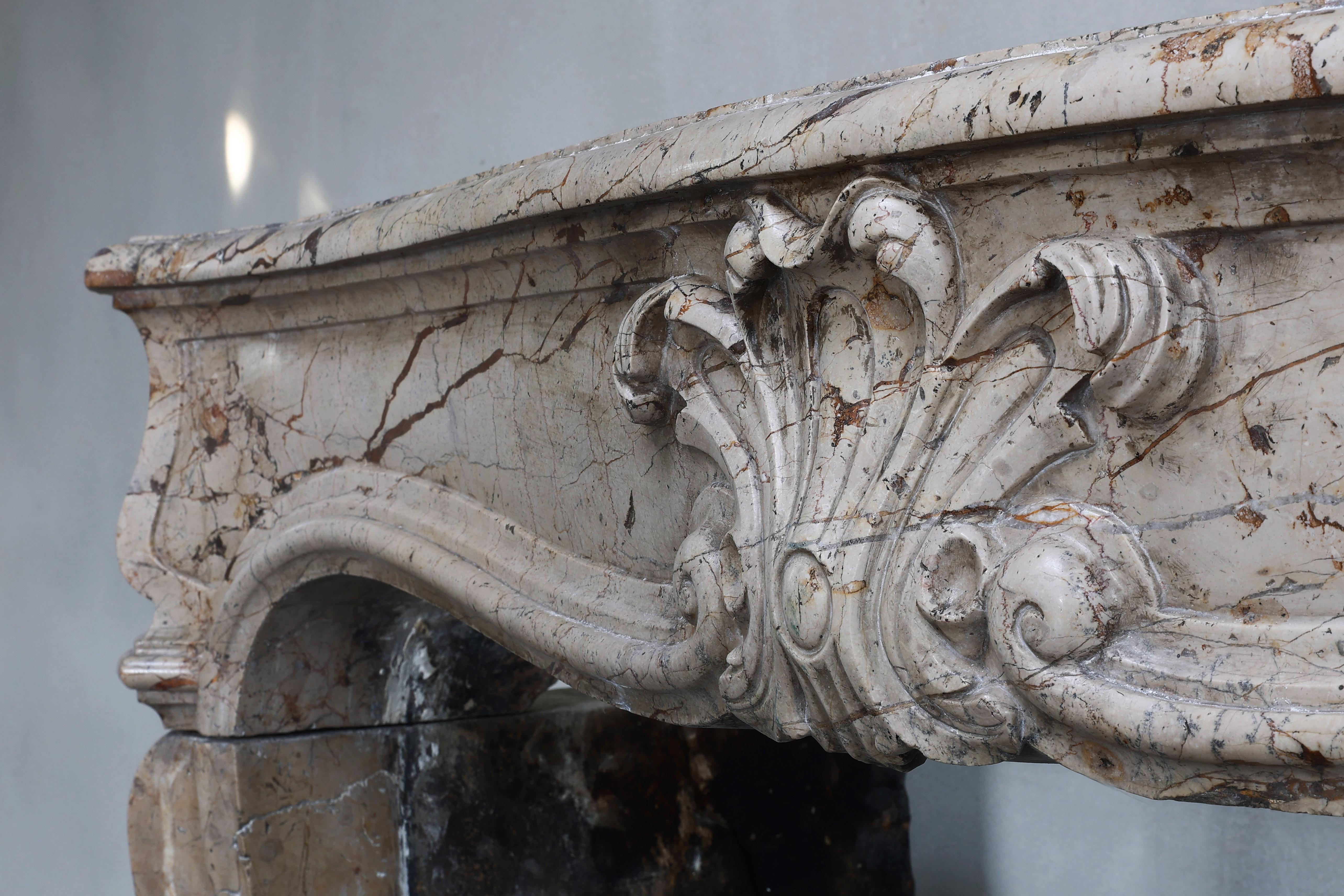 Beautiful 19th Century Massive Marble Antique Fireplace Mantel from France In Good Condition For Sale In Made, NL