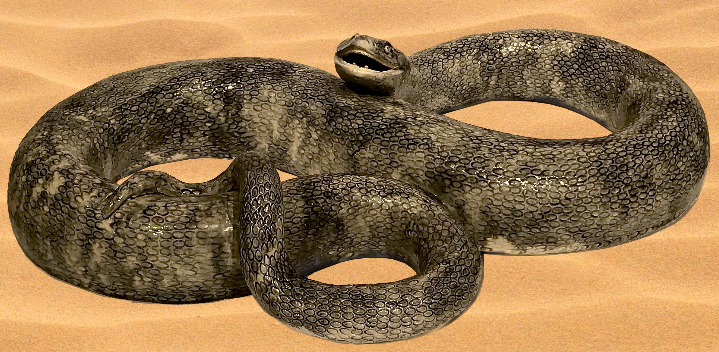 19th Century Manual Mafra Palissy Majolica Snake Wall Sculpture (Keramik) im Angebot