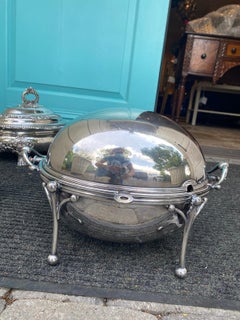 19th Century Mappin & Webb English Silver Plate Revolving Breakfast Serving Dish