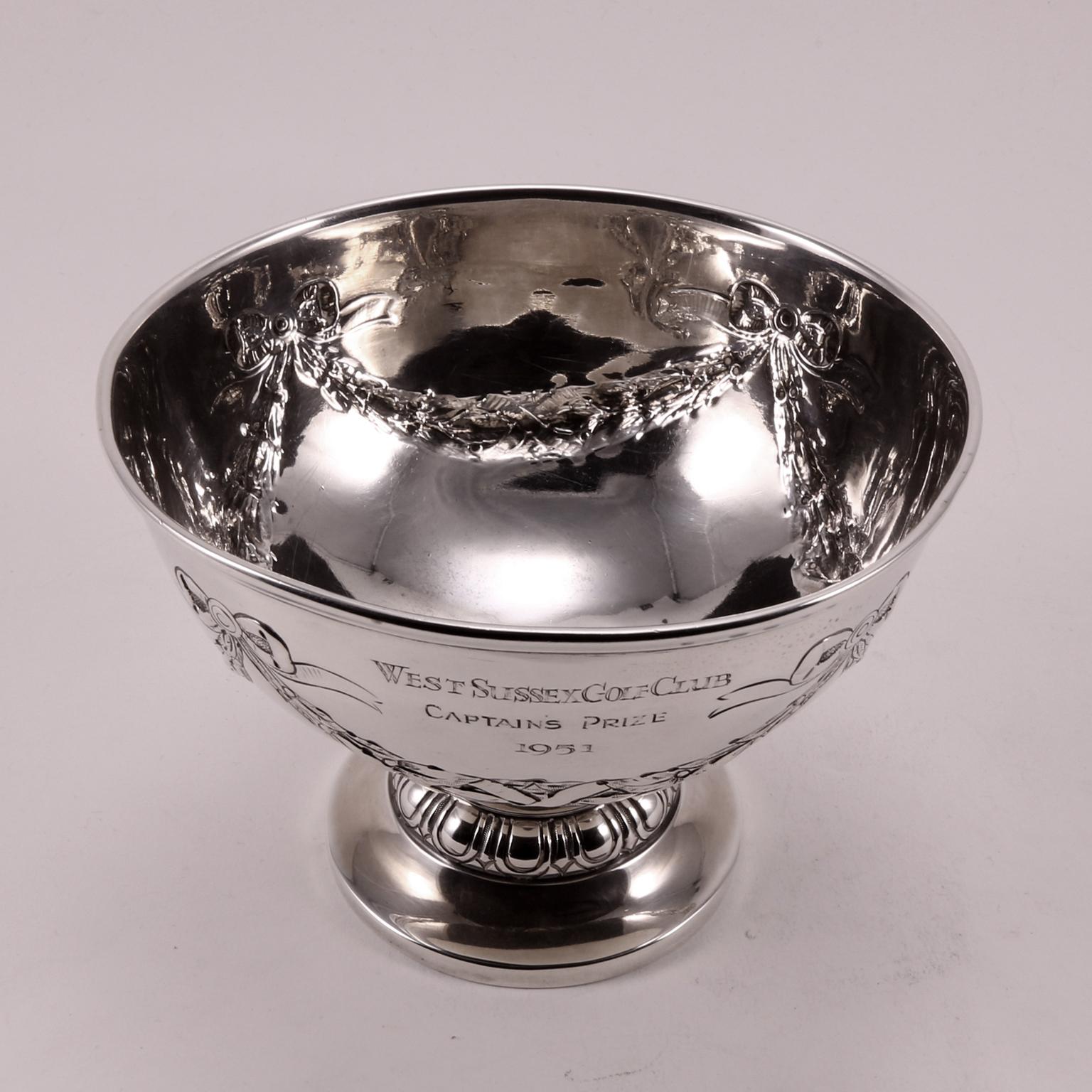 19th Century Mappin Webb Silver Bowl Decorated with Flackes and Flowers (19. Jahrhundert) im Angebot
