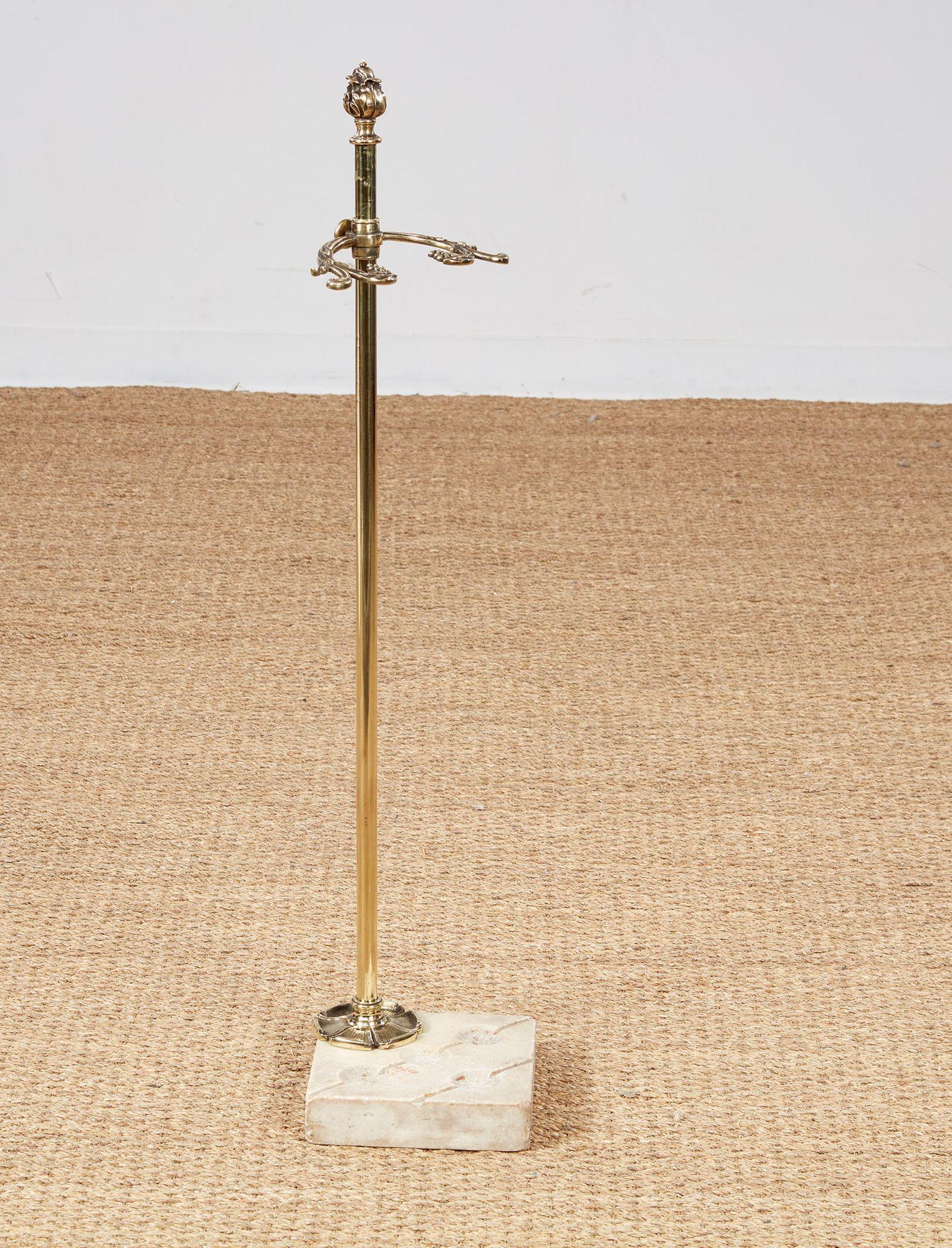 19th Century Marble and Brass Umbrella Stand Mediados del siglo XIX en venta