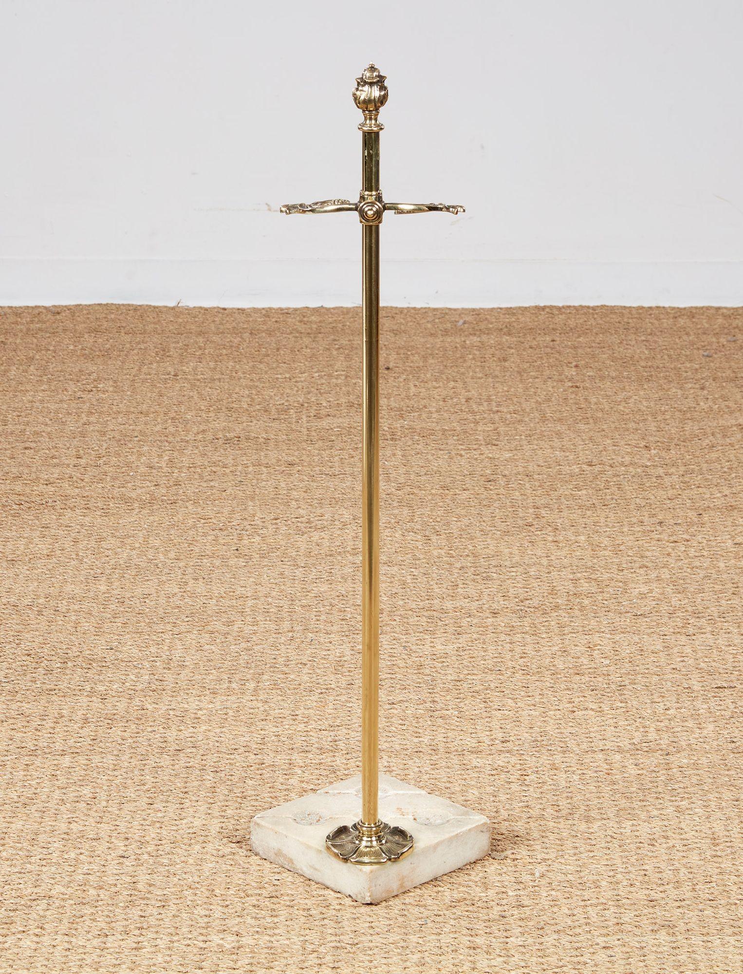 19th Century Marble and Brass Umbrella Stand Latón en venta