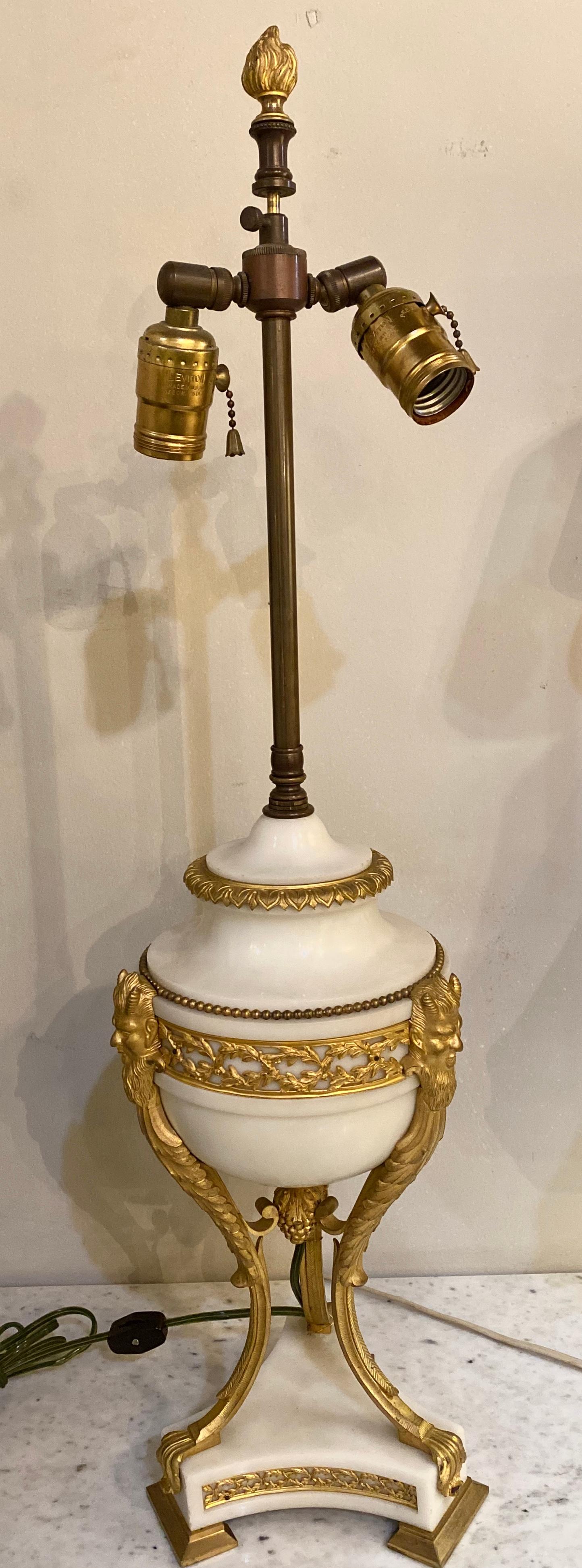 Belle Époque 19th Century Marble and Bronze Table Lamp with Custom Shade, French For Sale