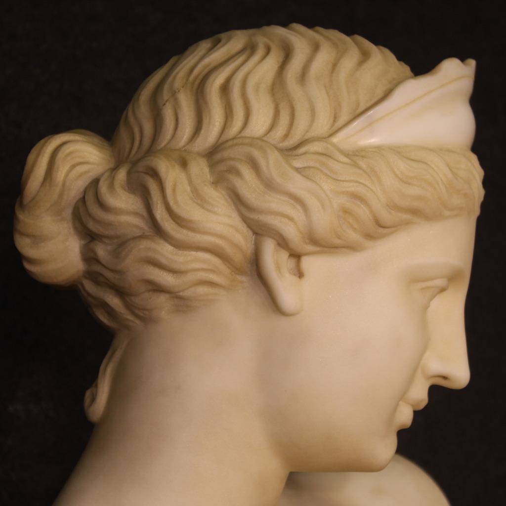 Neoclassical 19th Century Marble Antique Italian Bust Of The goddess Venus Sculpture, 1870