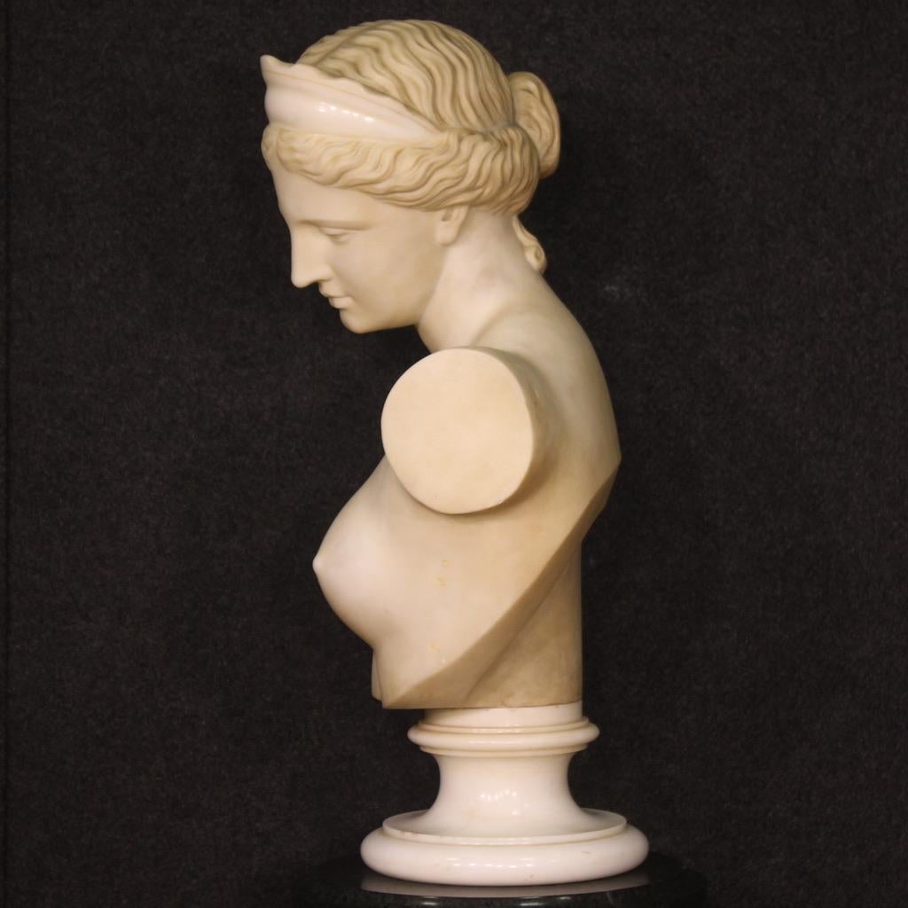 19th Century Marble Antique Italian Bust Of The goddess Venus Sculpture, 1870 5