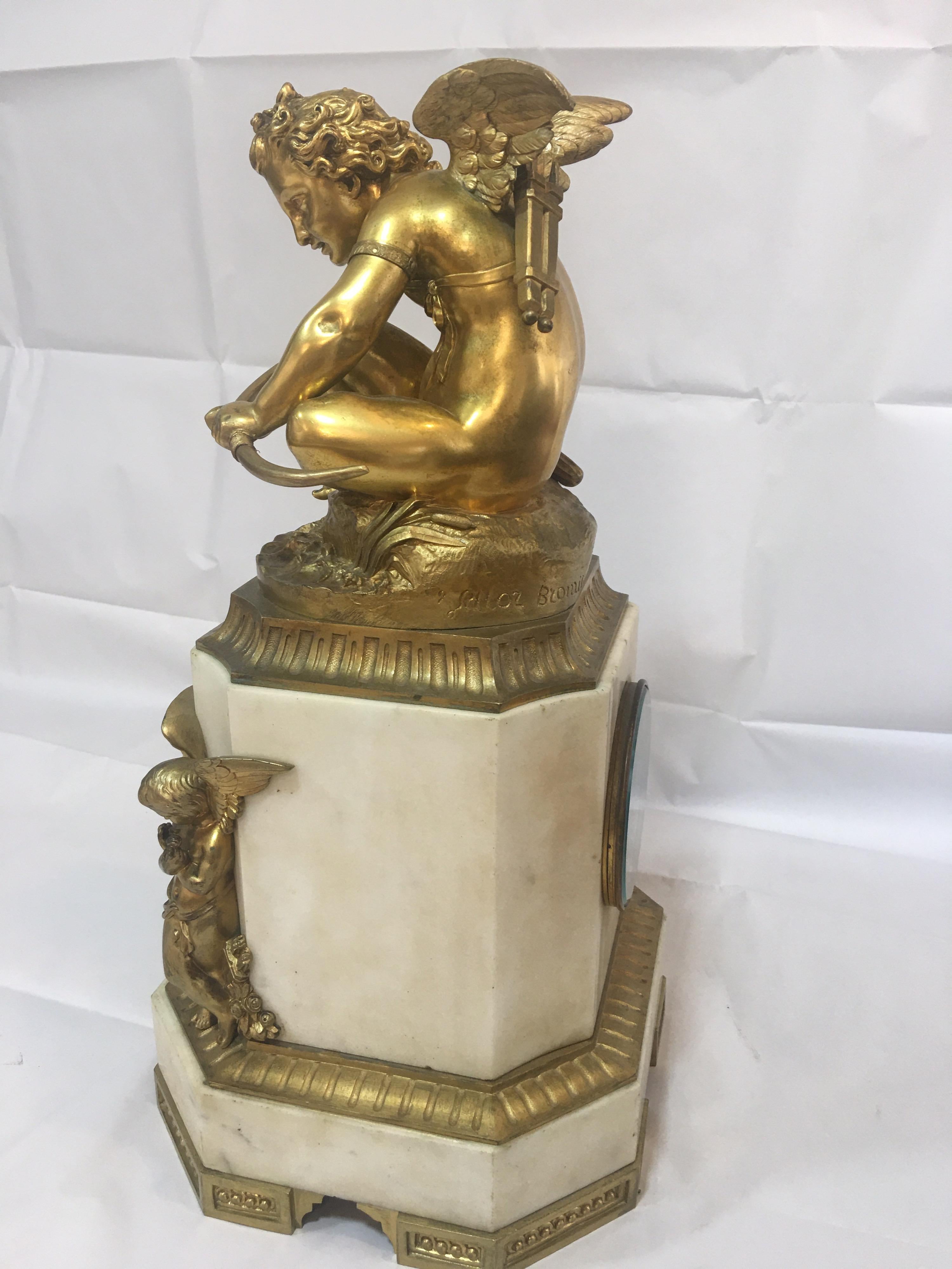 19th Century Marble Based Mantle Clock with Cherubs In Good Condition For Sale In London, Nottinghill