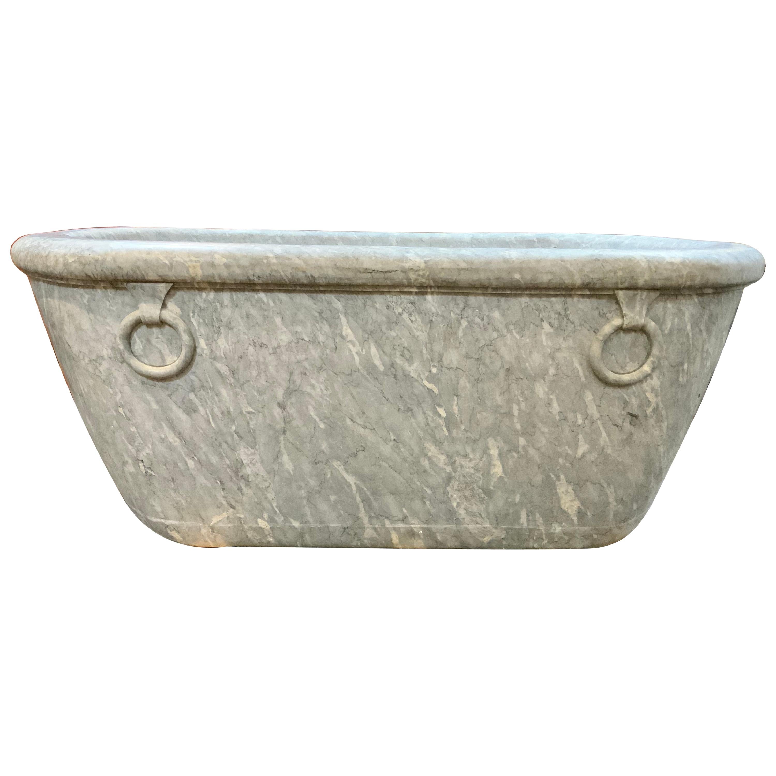19th Century Marble Basin Tub from Italy For Sale