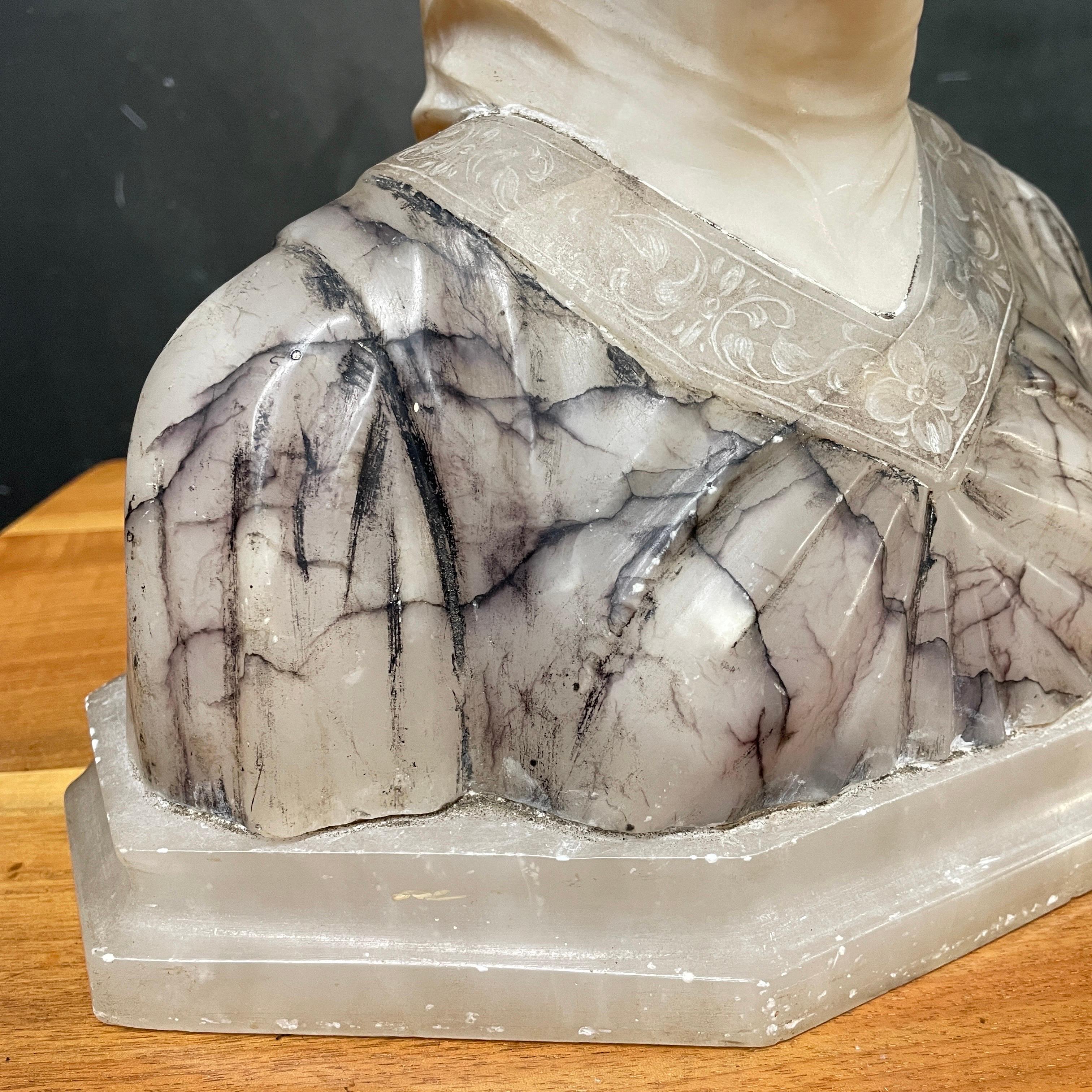 19th Century Marble Bust of Beatrice, Unsigned, in manner of Antonio Canova For Sale 4