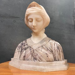 19th Century Marble Bust of Beatrice, Unsigned, in manner of Antonio Canova