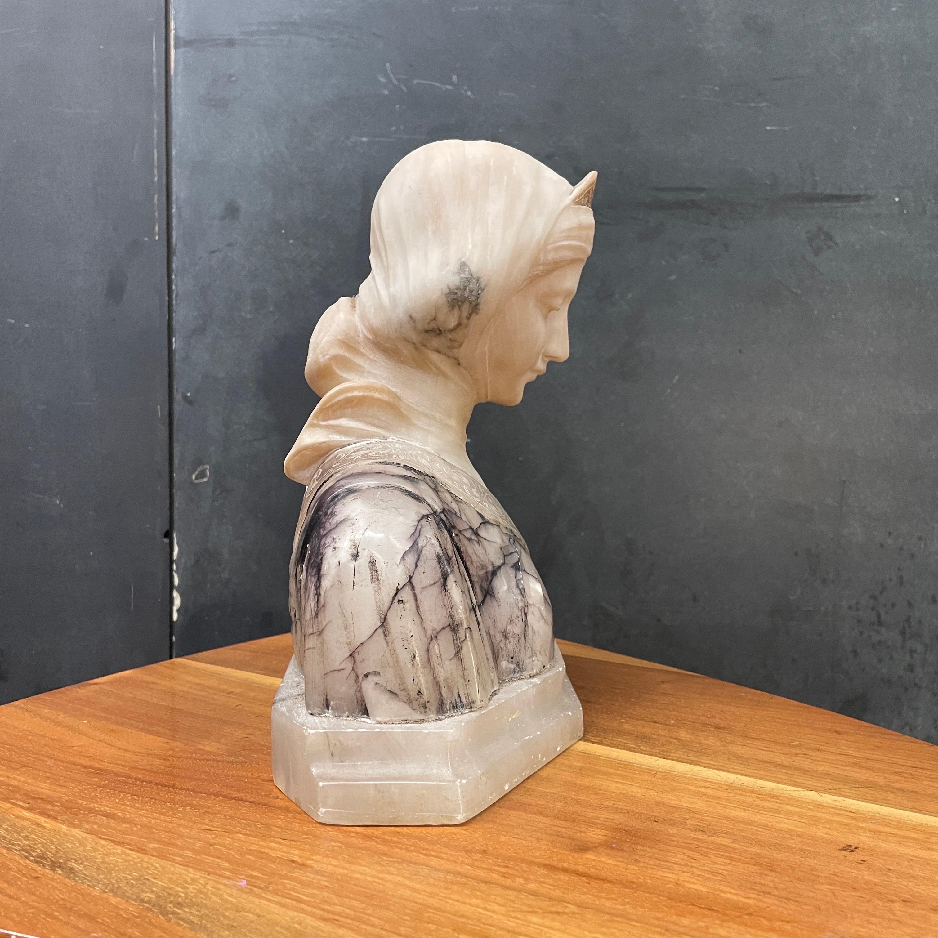 Hand-Crafted 19th Century Marble Bust of Beatrice, Unsigned, in manner of Antonio Canova For Sale