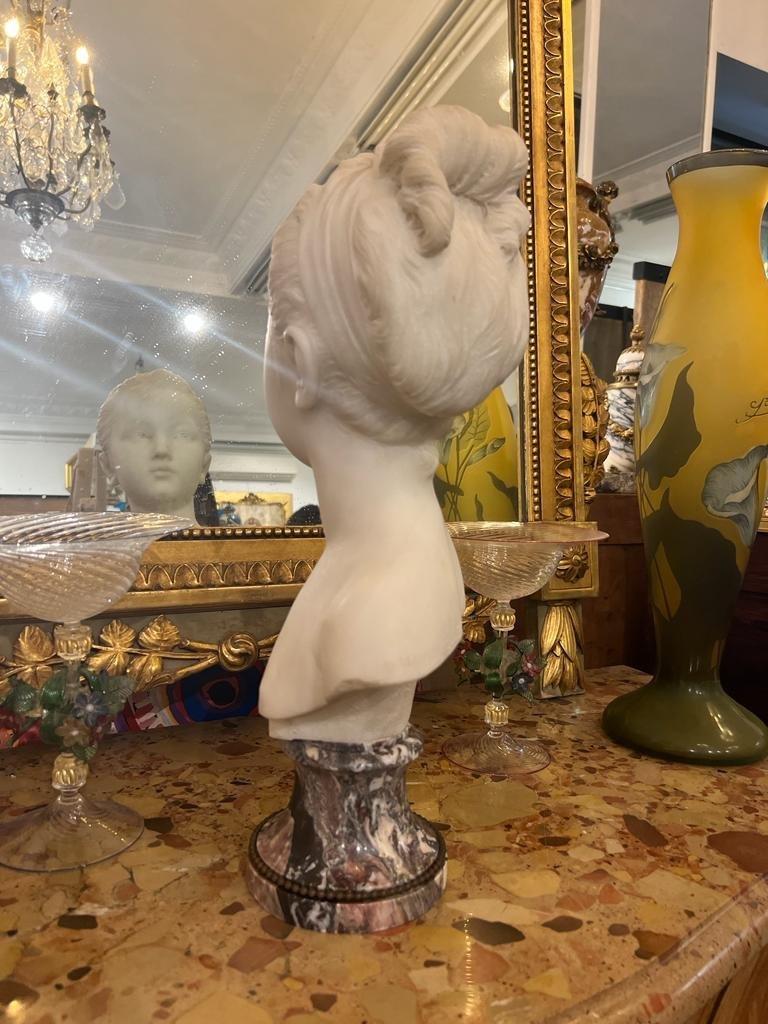 19th Century Marble Bust of Louise Brongniart on Violet Breccia Marble Pedestal For Sale 2