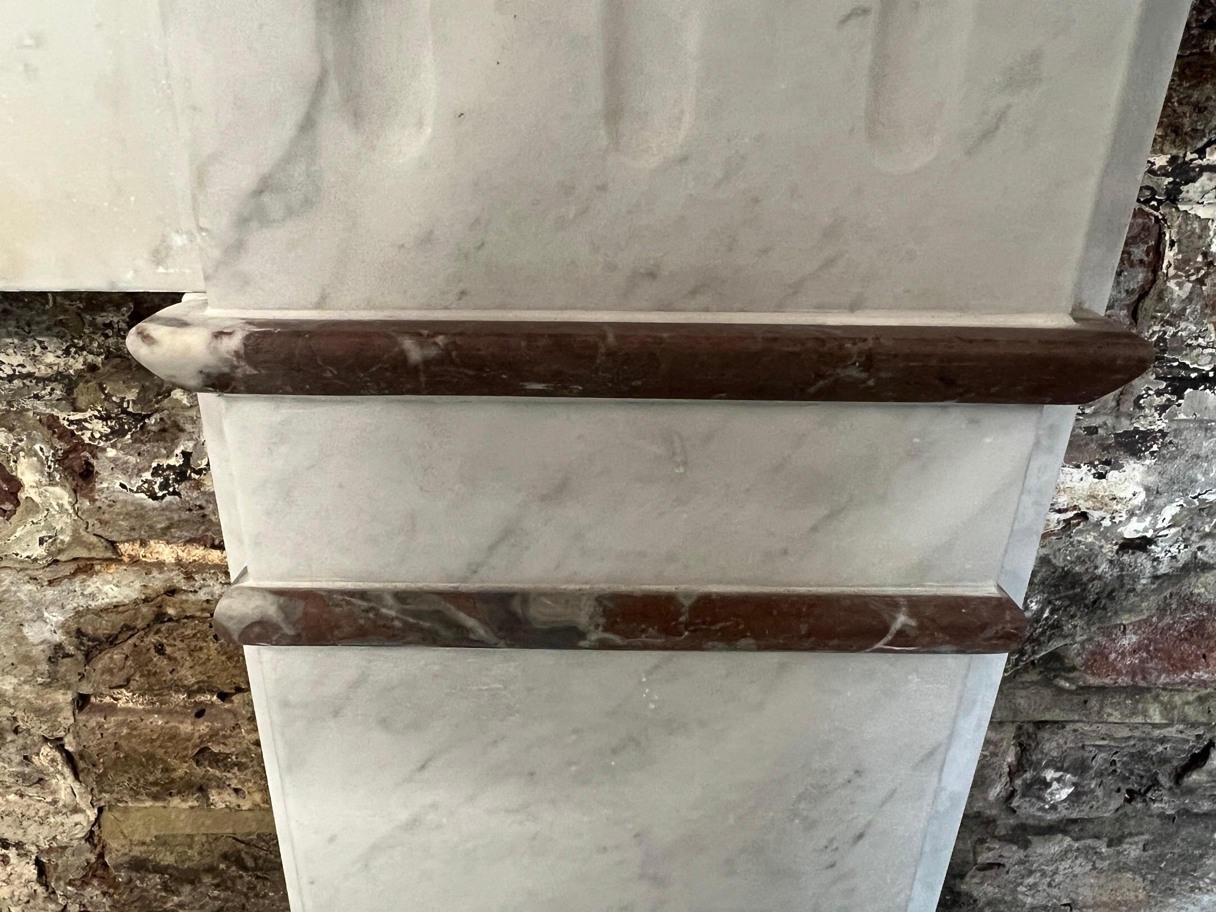 19th Century Marble Fireplace Surround Mantlepiece In Good Condition For Sale In London, GB