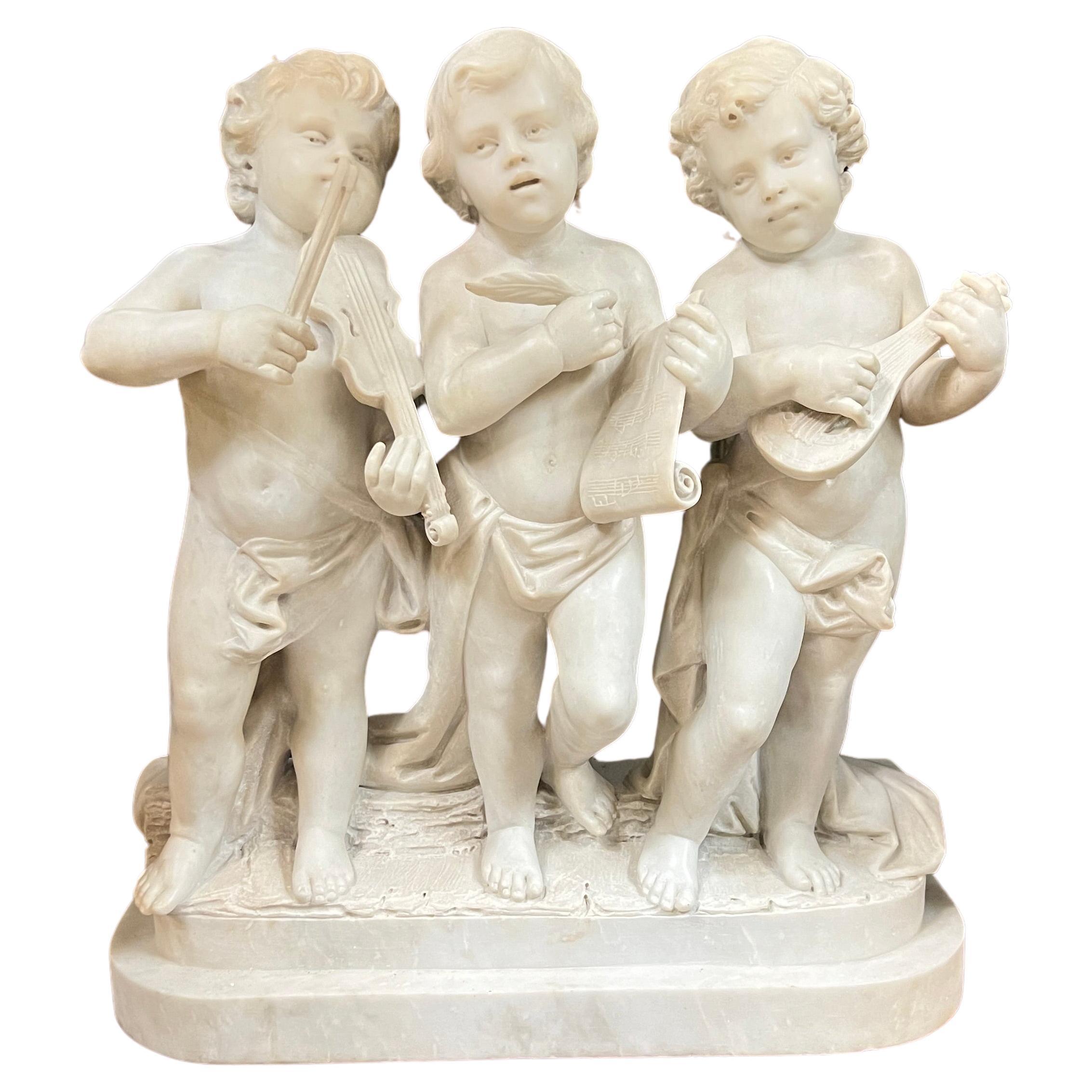 Marmorskulptur von Putten-Musikern aus dem 19.